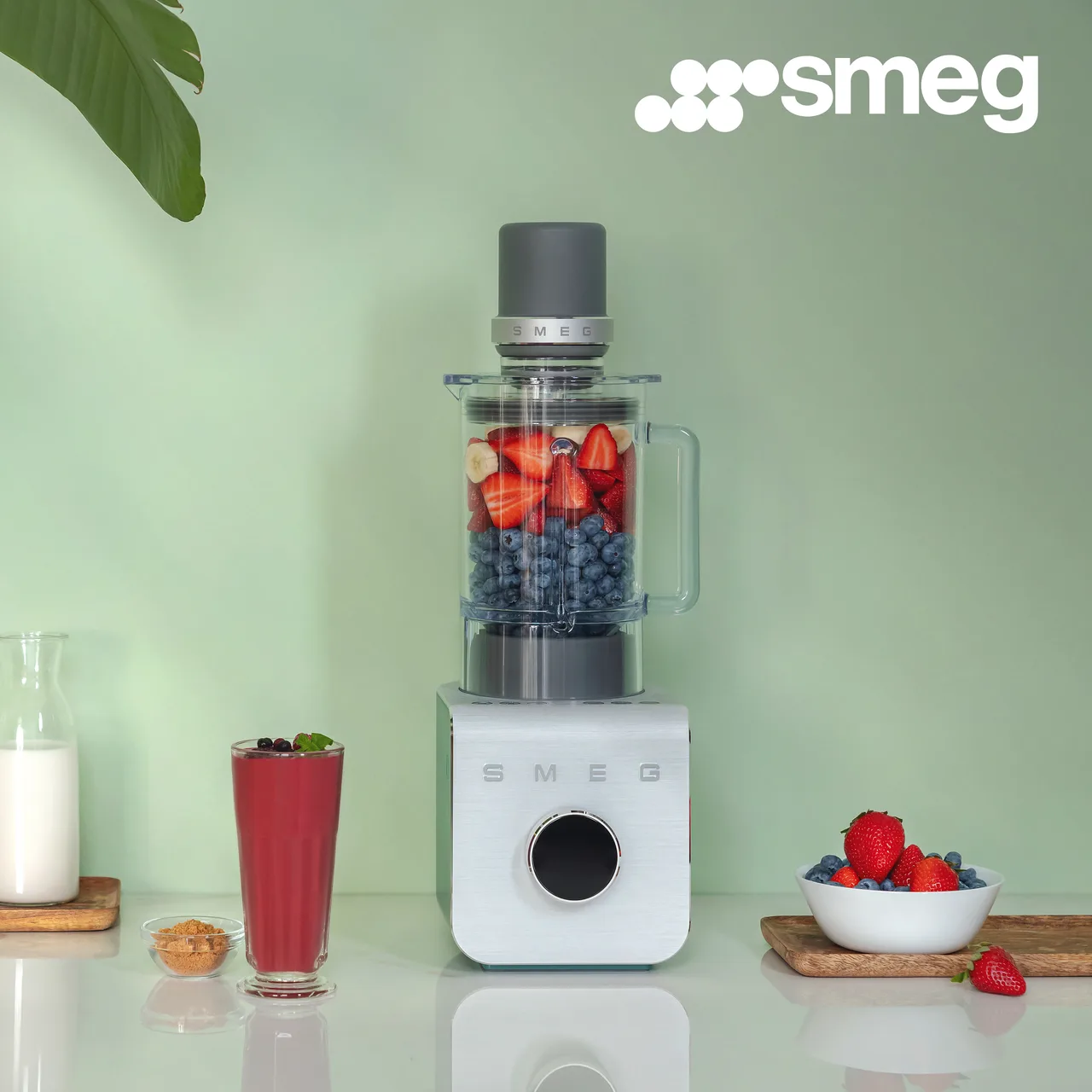 Blender med blandade bär